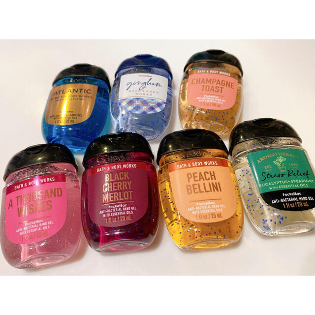 Bath & Body Works(バスアンドボディーワークス)の【週末限定でお値下げしました】バスアンドボディワークス　ハンドジェル コスメ/美容のコスメ/美容 その他(その他)の商品写真