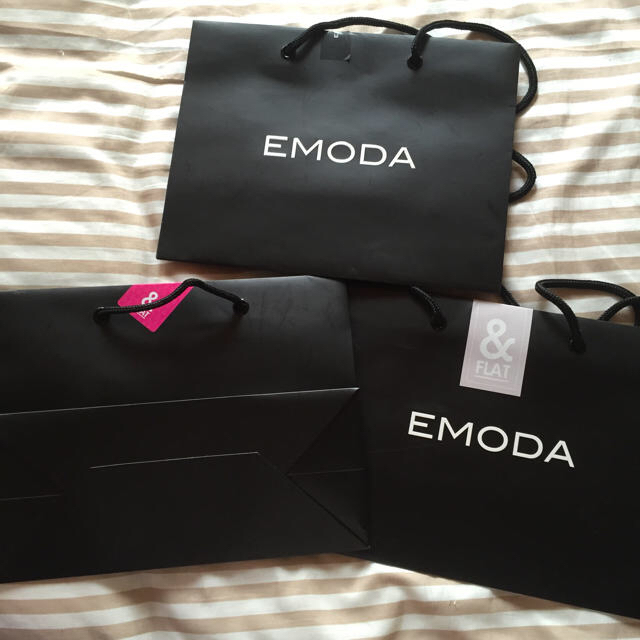 EMODA(エモダ)のtam♡様 専用出品 レディースのバッグ(ショップ袋)の商品写真