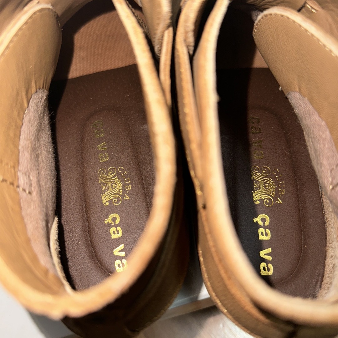 cavacava(サヴァサヴァ)のサヴァサヴァ　　ショートブーツ　　茶色　24㎝ レディースの靴/シューズ(ブーツ)の商品写真