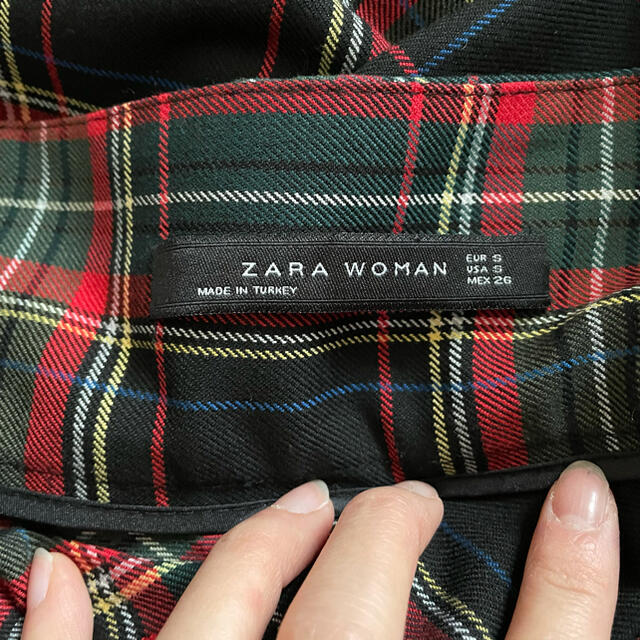 ZARA(ザラ)の☆aruさん専用☆ ZARA チェックロングスカート ベルト付き レディースのスカート(ロングスカート)の商品写真