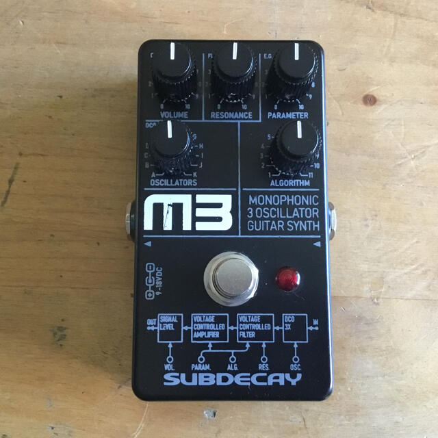 Subdecay M3 Monophonic guitar synth