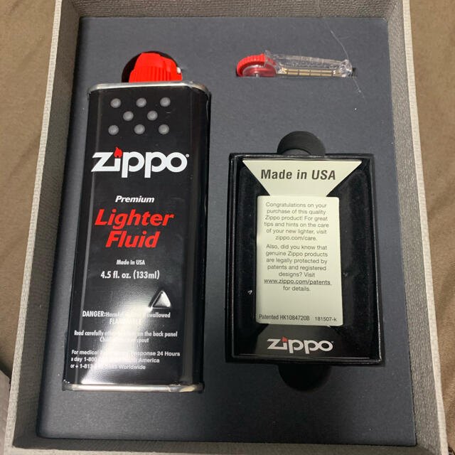 ZIPPO(ジッポー)のライターzippo2個＋オイル メンズのファッション小物(タバコグッズ)の商品写真