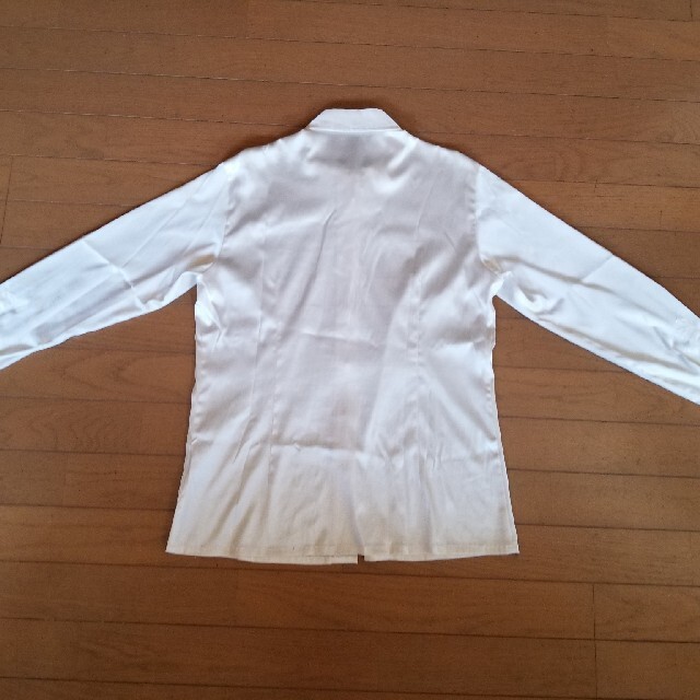 GERANI　ジェラーニ　開襟シャツ　長袖　白　42 レディースのトップス(シャツ/ブラウス(長袖/七分))の商品写真