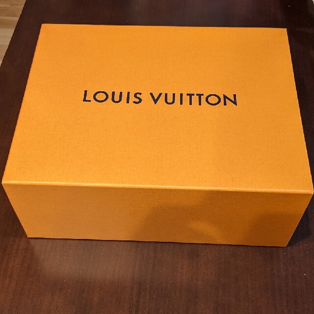 LOUIS VUITTON(ルイヴィトン)の【オーダーメイド】美品！ルイヴィトンスニーカー メンズの靴/シューズ(スニーカー)の商品写真