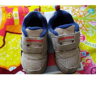 ニューバランス(New Balance)のyu☆ 様 専用 ♡ ニューバランス ベージュ×ネイビー 15cm ♡(スニーカー)