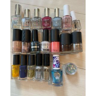 ネイルホリック(NAIL HOLIC)のネイル　マニュキア・ストーン・ネイルシールなどまとめ売り(マニキュア)