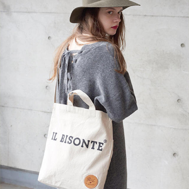 IL BISONTE(イルビゾンテ)のラスト2016イルビゾンテムック本ショルダーバッグ レディースのバッグ(ショルダーバッグ)の商品写真