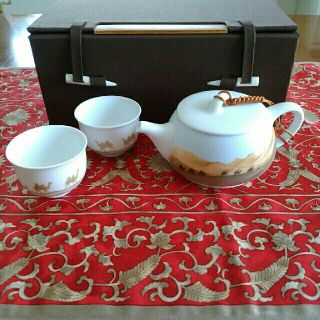 中国茶器　　茶壺　茶杯×2(食器)