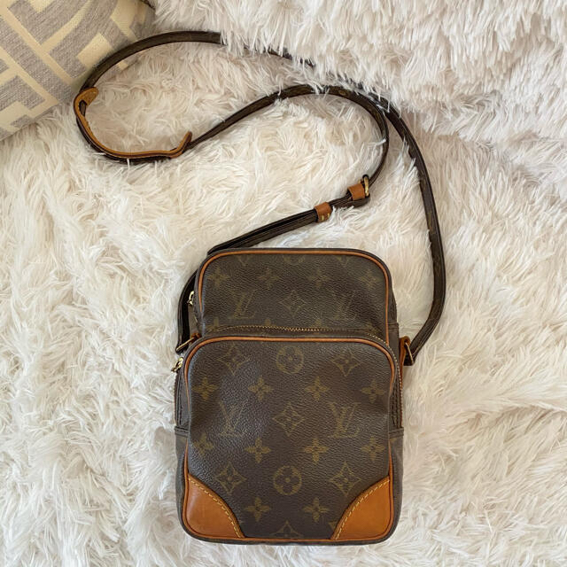 ルイヴィトン　アマゾン　ショルダーバッグ　LOUIS VUITTON