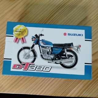 スズキ(スズキ)のレッドバロン購入特典　SUZUKI GT380(模型/プラモデル)