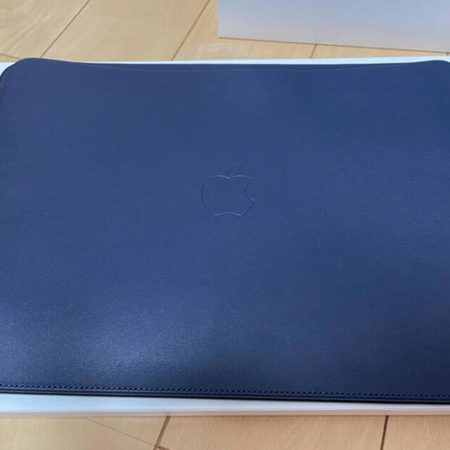 APPLE 13インチMacBook Pro用レザースリーブ ミッドナイトブルー
