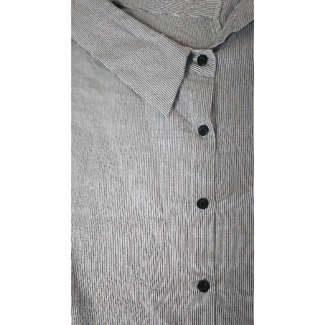 EMODA(エモダ)のワンサイドネックドッキングシャツ レディースのトップス(シャツ/ブラウス(長袖/七分))の商品写真