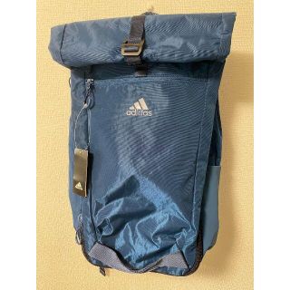 アディダス(adidas)のアディダス／大型リュック／35L／新品未使用品／半額以下(バッグパック/リュック)