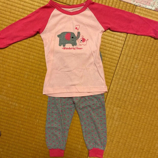 薄手　パジャマ　女の子　90 キッズ/ベビー/マタニティのキッズ服女の子用(90cm~)(パジャマ)の商品写真