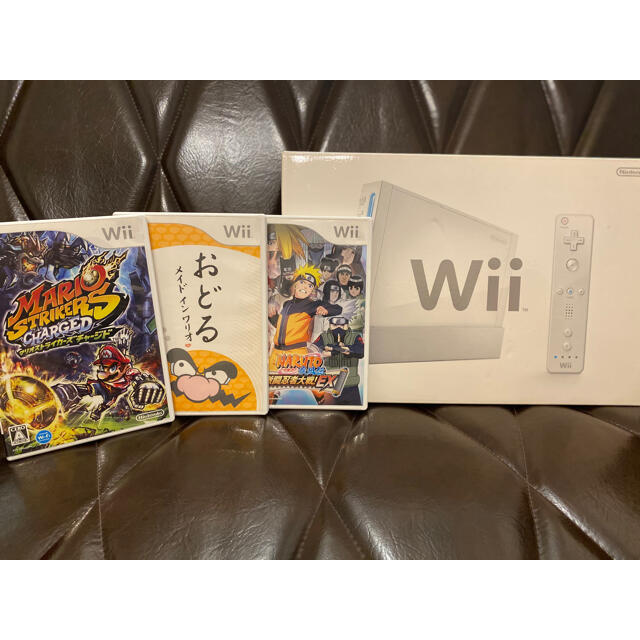 Wii 本体　ソフト三本　すぐ遊べるセット