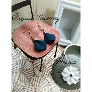 ※SALE中　flowerピアス　グリーン(ピアス)