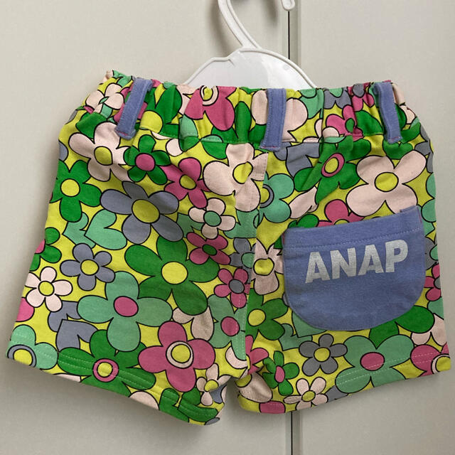 ANAP Kids(アナップキッズ)のアナップキッズ120cm：花柄ショートパンツ キッズ/ベビー/マタニティのキッズ服女の子用(90cm~)(パンツ/スパッツ)の商品写真