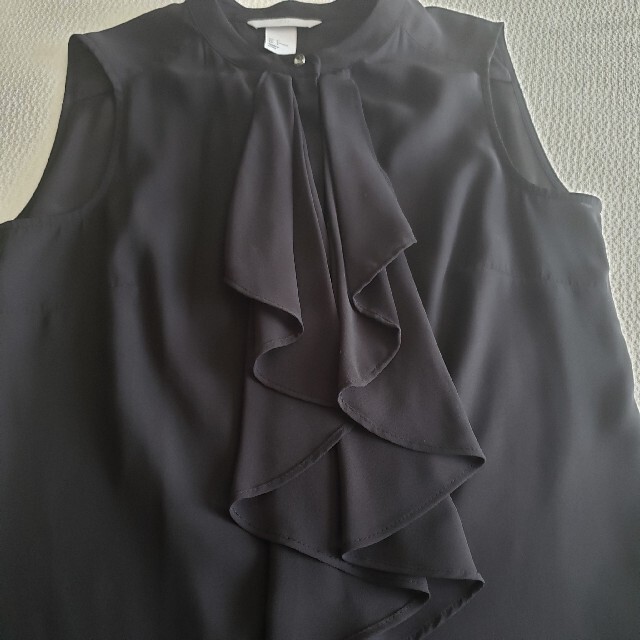 H&M(エイチアンドエム)のシフォン ノースリーブ シャツ レディースのトップス(シャツ/ブラウス(半袖/袖なし))の商品写真
