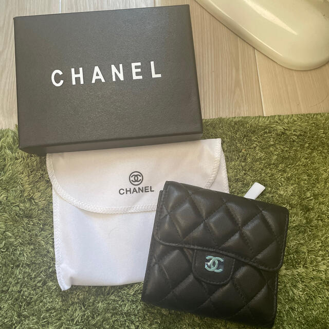 CHANEL  ノベルティ　折りたたみ財布