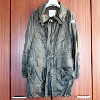 モンクレール(MONCLER)の[あらいちゃん様専用]モンクレール　スプリングコート　カーキ(スプリングコート)