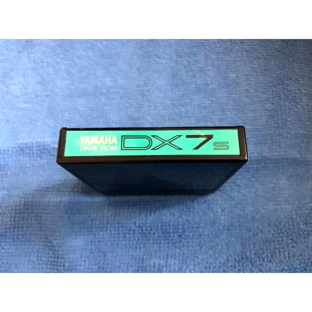 ヤマハ(ヤマハ)のYAMAHA DX7s用カートリッジ DATA ROM プリロードデータ 楽器の鍵盤楽器(キーボード/シンセサイザー)の商品写真