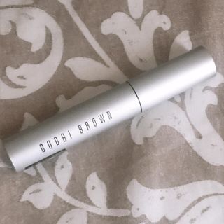 ボビイブラウン(BOBBI BROWN)のボビイブラウンスモーキーアイマスカラ01ブラックロングボリュームボビー門りょう(マスカラ)