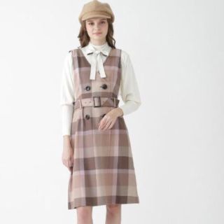 バーバリーブルーレーベル(BURBERRY BLUE LABEL)のブルーレーベルクレストブリッジ　サイズ38(ひざ丈ワンピース)