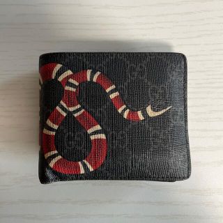 グッチ(Gucci)のGucci 折り財布 スネーク ヘビ 黒(折り財布)