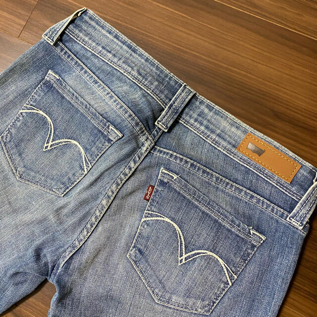 Levi's(リーバイス)のリーバイス　デニム　ローライズスキニー レディースのパンツ(スキニーパンツ)の商品写真