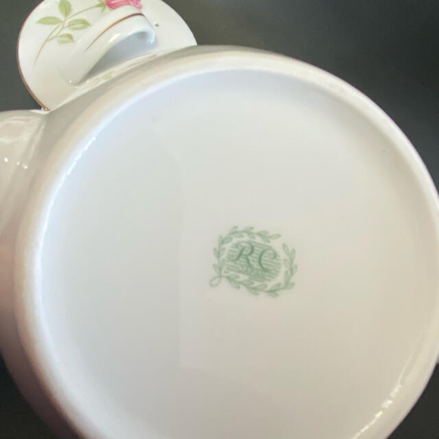 Noritake(ノリタケ)のノリタケ  ヴィンテージ  RC印　ティーポット　ピンクローズ　未使用品 インテリア/住まい/日用品のキッチン/食器(食器)の商品写真