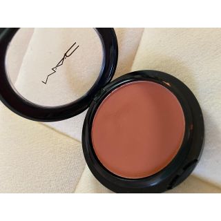 マック(MAC)のほぼ新品 MAC マック powder blush M07(チーク)