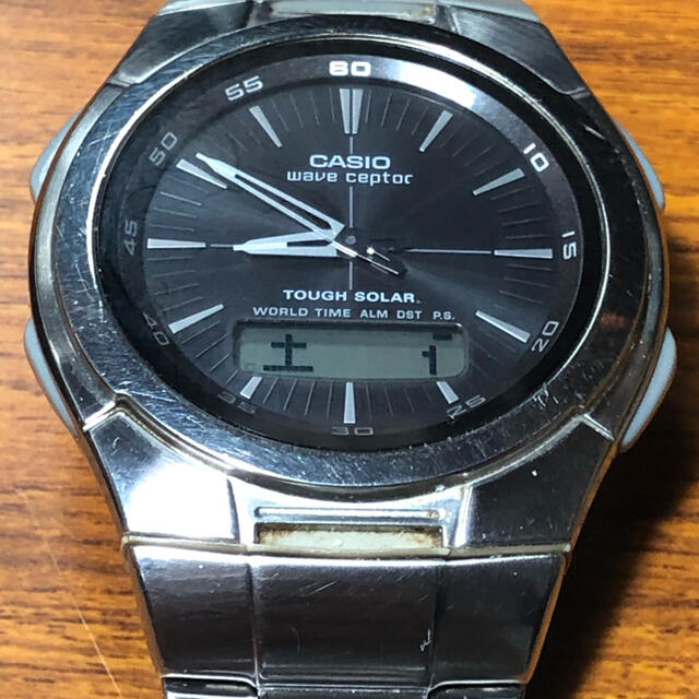 CASIO(カシオ)のCASIO WAVE CEPTOR   WVH-100J メンズの時計(腕時計(デジタル))の商品写真