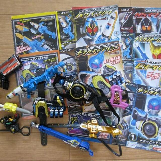 仮面ライダーフォーゼ＆メテオ）武器や道具６種セット☆外箱・おまけつき～食玩品 エンタメ/ホビーのおもちゃ/ぬいぐるみ(その他)の商品写真