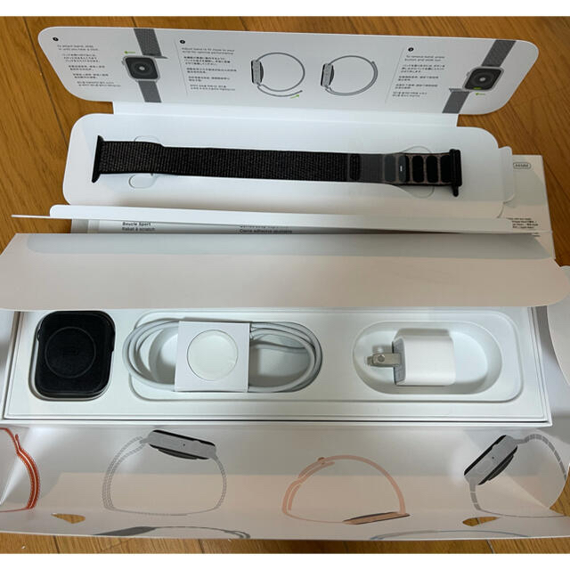 Apple Watch Series4(44mm) スペースグレイ(スポーツ)時計