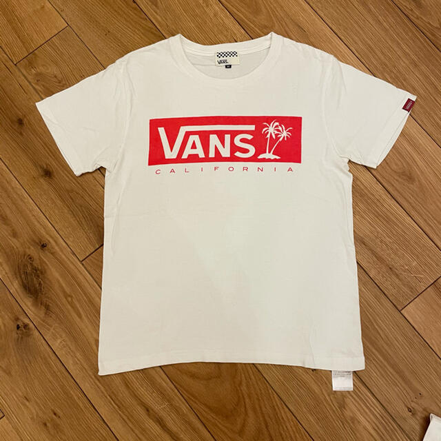 VANS(ヴァンズ)のTシャツ　vans レディースのトップス(Tシャツ(半袖/袖なし))の商品写真