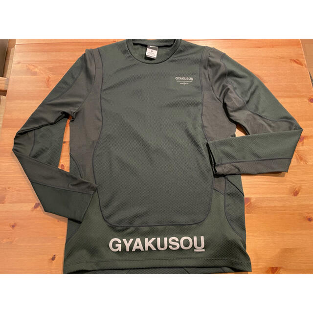 gyakusou カットソー