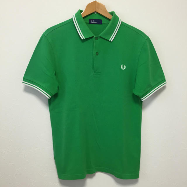 FRED PERRY(フレッドペリー)のフレッドペリー ライン半袖ポロシャツS グリーン メンズのトップス(ポロシャツ)の商品写真