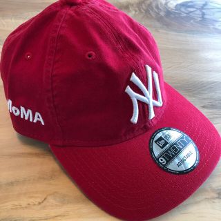 ザノースフェイス(THE NORTH FACE)の新品 US限定 MOMA x Yankees New Era Cap レッド(キャップ)