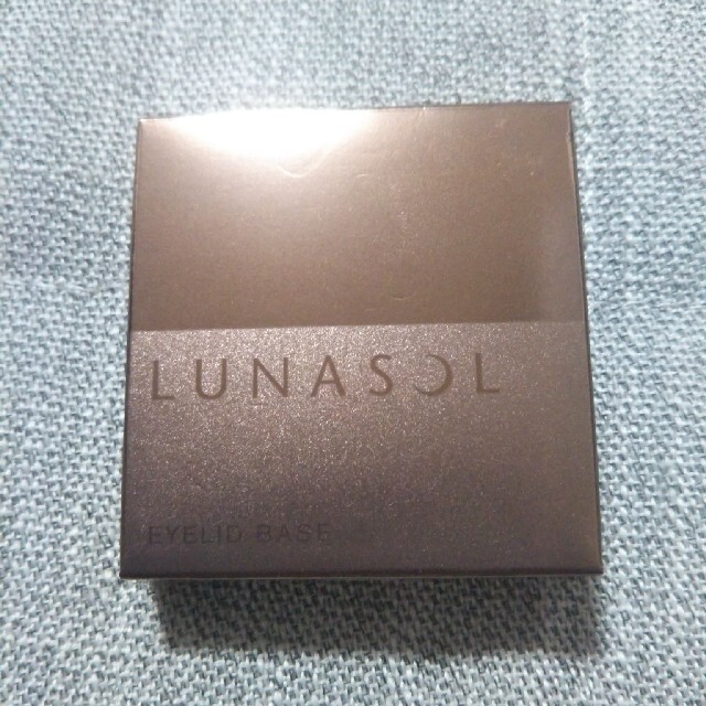 LUNASOL(ルナソル)のLUNASOL アイリッドベース コスメ/美容のベースメイク/化粧品(化粧下地)の商品写真