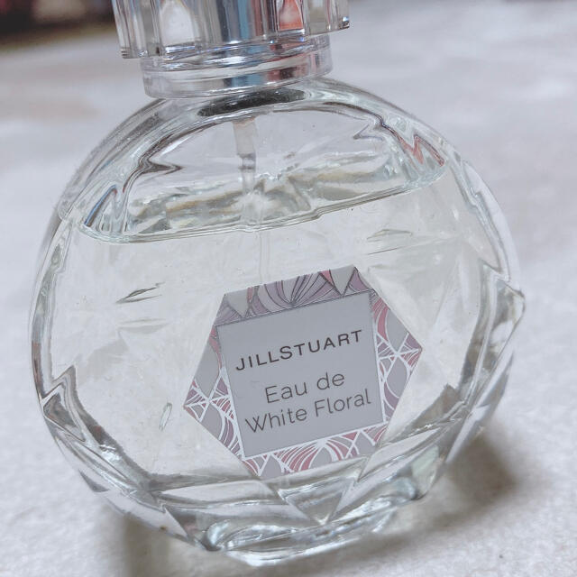 JILLSTUART(ジルスチュアート)のジルスチュアート オード ホワイトフローラル  50ml 香水 コスメ/美容の香水(香水(女性用))の商品写真