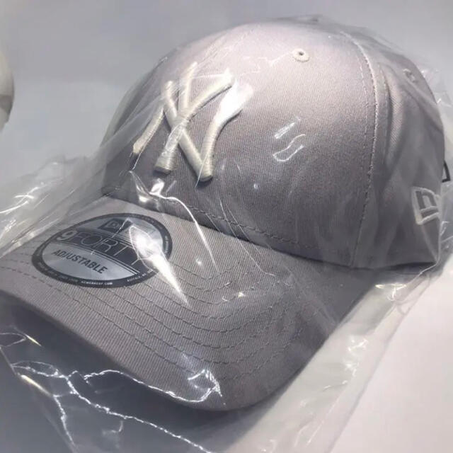 NEW ERA(ニューエラー)のニューエラ キャップ NY ヤンキース グレー メンズの帽子(キャップ)の商品写真