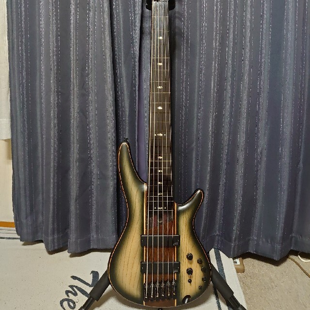 ibanez SR1346B Premium 6弦ベース フレットレス