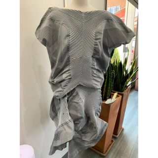 イッセイミヤケ(ISSEY MIYAKE)のイッセイミヤケコレクション　セットアップ未使用品（281）(セット/コーデ)