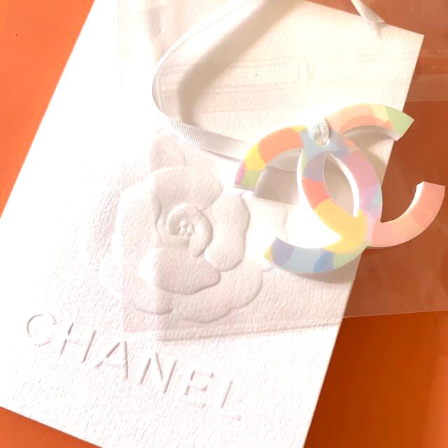 CHANEL(シャネル)のシャネル ノベルティ チャームレシートホルダーカード エンタメ/ホビーのコレクション(ノベルティグッズ)の商品写真