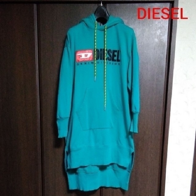 DIESEL(ディーゼル)の❣̈ほぼ未使用❣̈DIESEL スウェット ワンピース/パーカー ワンピース レディースのワンピース(ひざ丈ワンピース)の商品写真