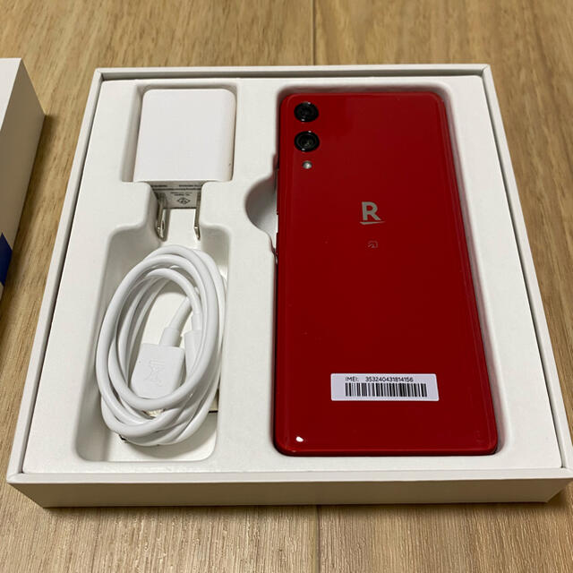 Rakuten Hand (楽天ハンド) レッド スマホ/家電/カメラのスマートフォン/携帯電話(スマートフォン本体)の商品写真