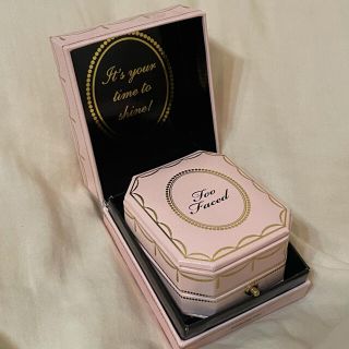 トゥフェイス(Too Faced)のtoo faced ダイアモンドライトマルチユースハイライト(チーク/フェイスブラシ)