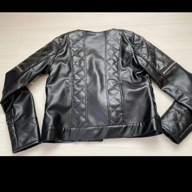 EmiriaWiz(エミリアウィズ)のemiriawiz エミリアウィズ　キルティング　ライダース レディースのジャケット/アウター(ライダースジャケット)の商品写真