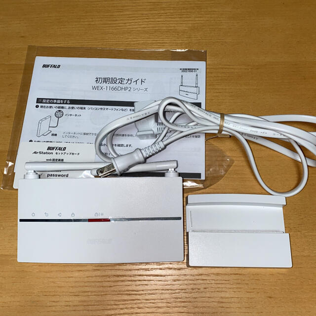 BUFFALO WEX-1166DHP2 WiFi中継器 スマホ/家電/カメラのPC/タブレット(PC周辺機器)の商品写真