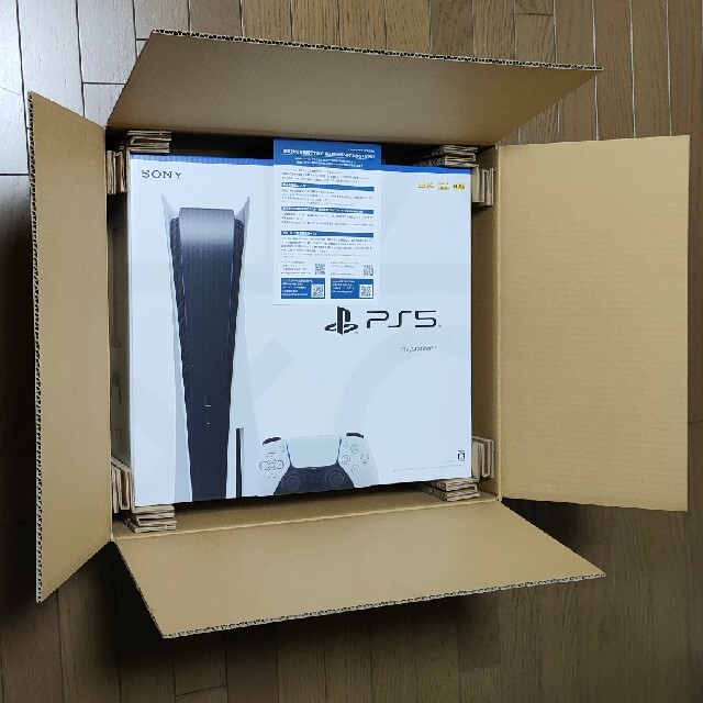 PlayStation(プレイステーション)のPS5 PlayStation5 本体 エンタメ/ホビーのゲームソフト/ゲーム機本体(家庭用ゲーム機本体)の商品写真